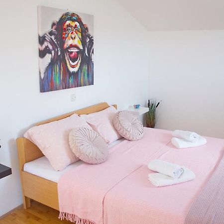 Apartments Summersong Novalja Εξωτερικό φωτογραφία