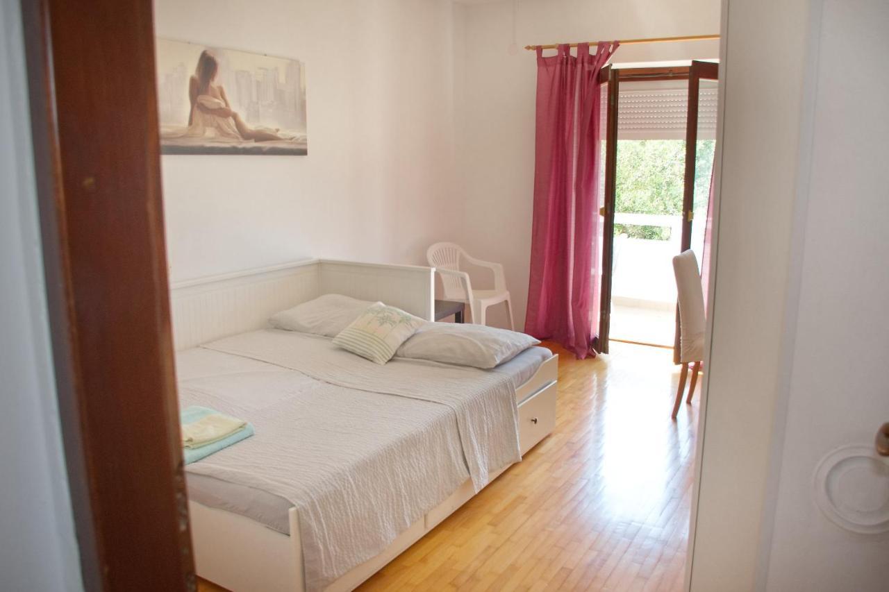 Apartments Summersong Novalja Εξωτερικό φωτογραφία