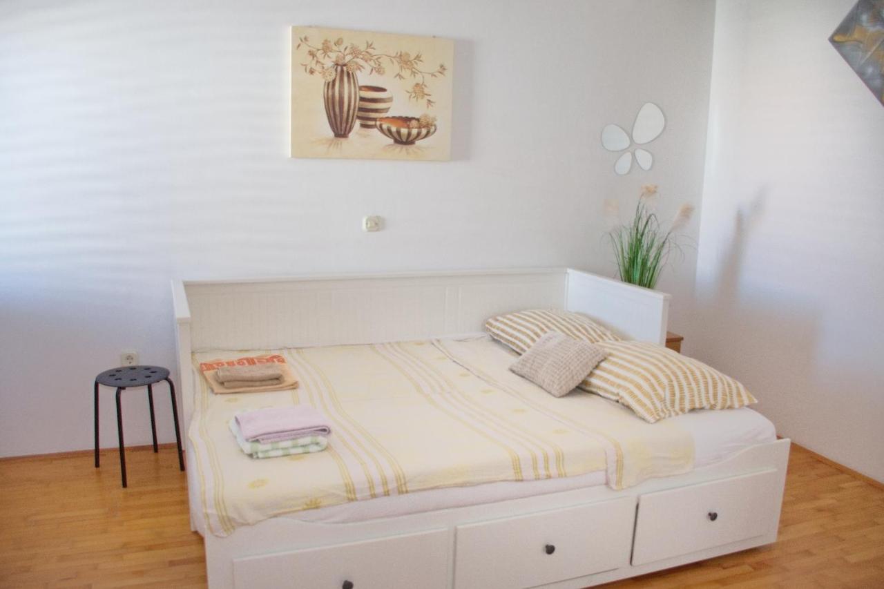 Apartments Summersong Novalja Εξωτερικό φωτογραφία