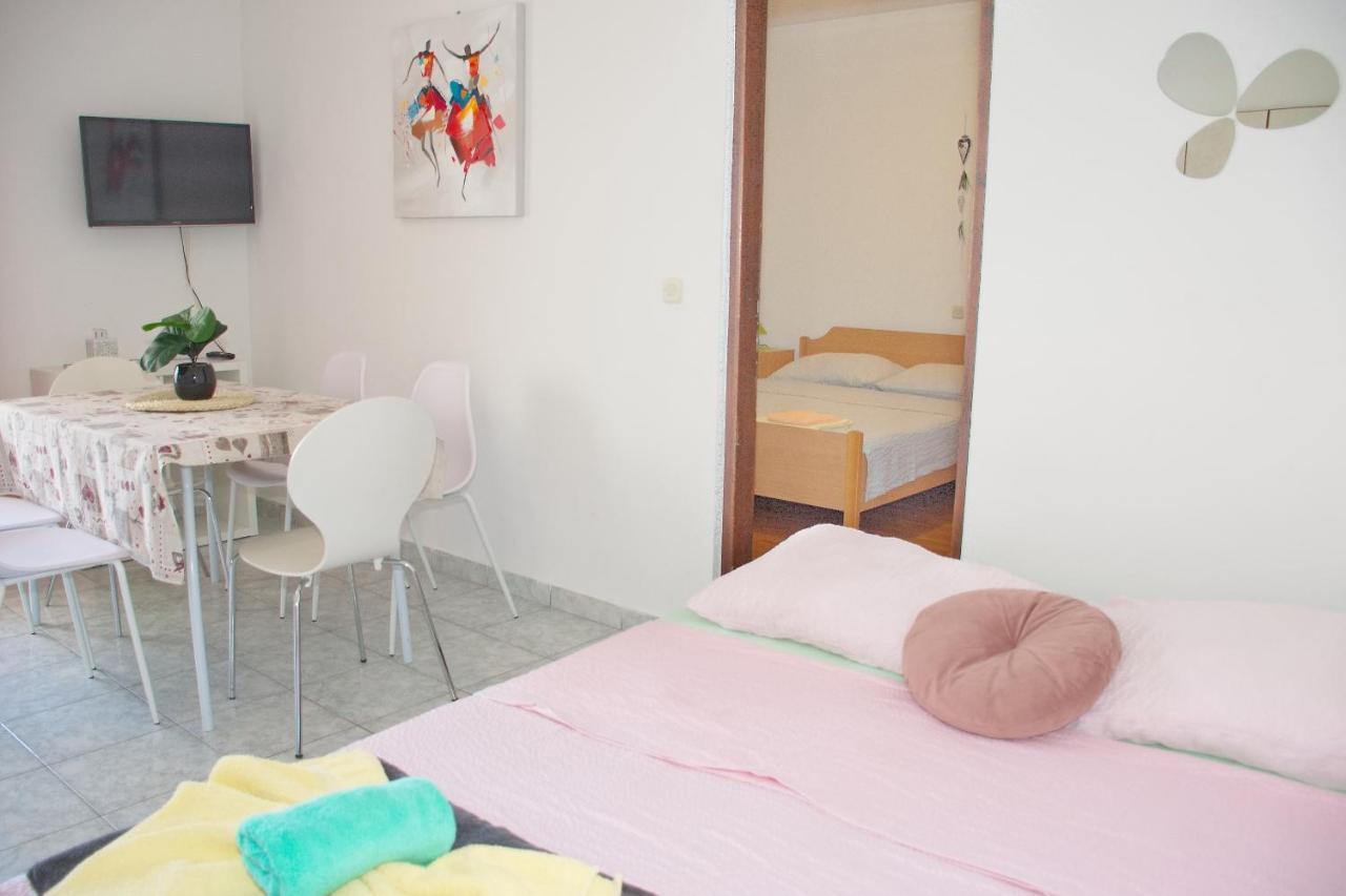 Apartments Summersong Novalja Εξωτερικό φωτογραφία