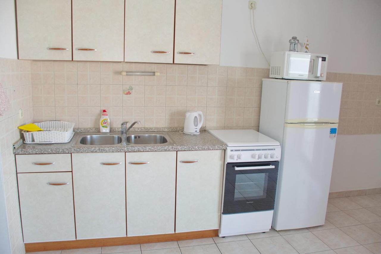 Apartments Summersong Novalja Εξωτερικό φωτογραφία