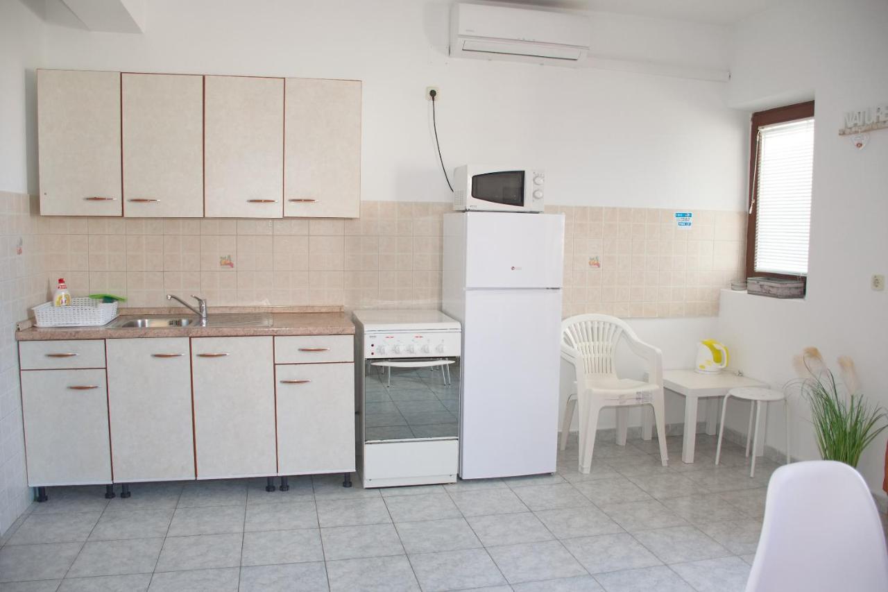 Apartments Summersong Novalja Εξωτερικό φωτογραφία
