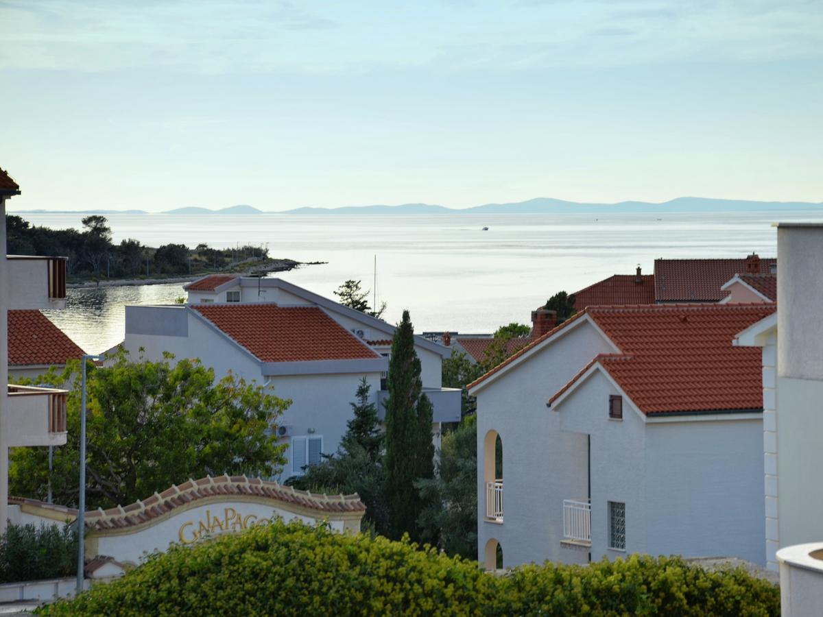 Apartments Summersong Novalja Εξωτερικό φωτογραφία